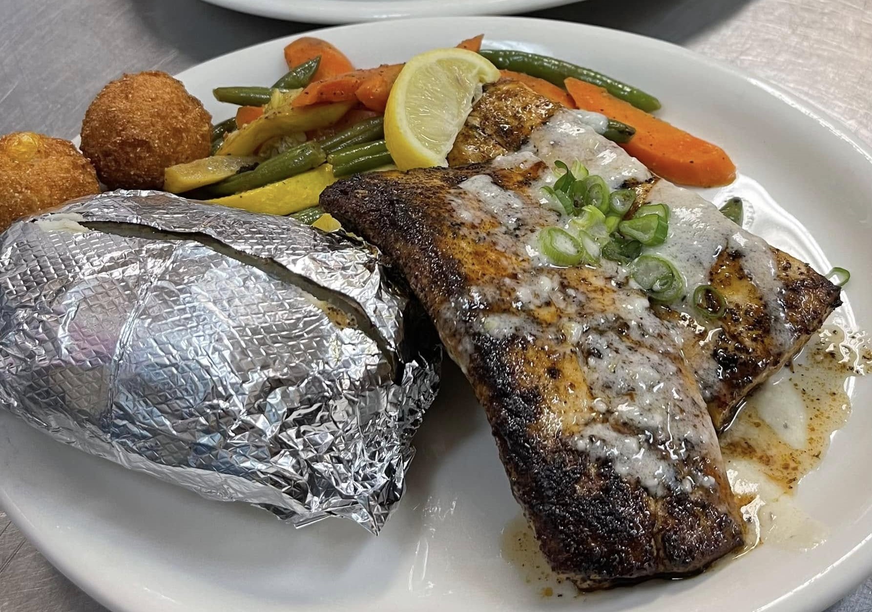 Things To Do Bayou Bill's Crab House